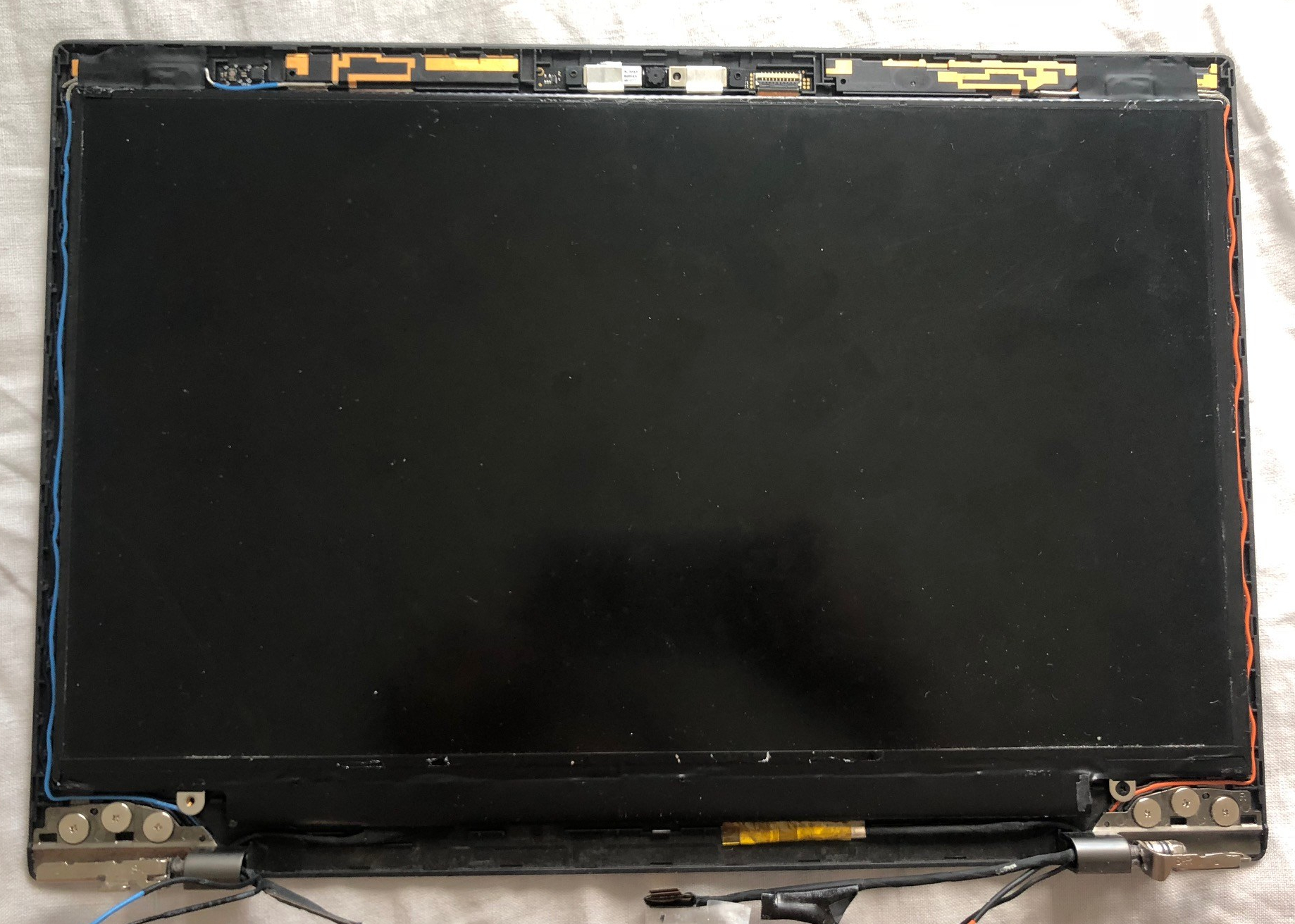 Screen model number label